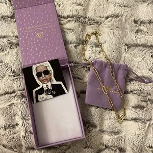 Melinda Maria gold link chain necklace with box. Only worn a couple times